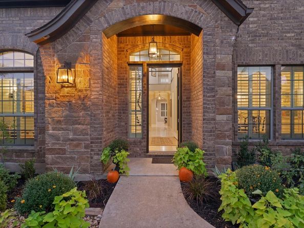 12013 Palisades PKWY, Austin TX 78732