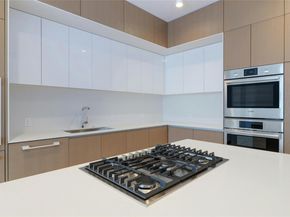 313 W 17th ST 1703, Austin TX 78701