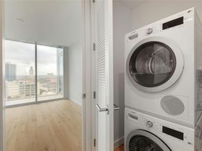 313 W 17th ST 1703, Austin TX 78701