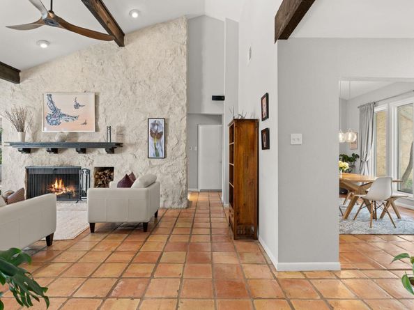 2310 Camino Alto, Austin TX 78746