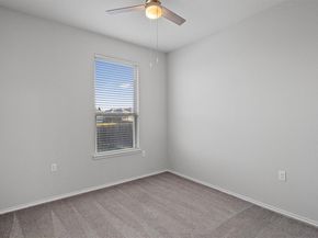 7001 Midlothian DR, Austin TX 78754