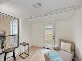 8610 Croydon LOOP, Austin TX 78748