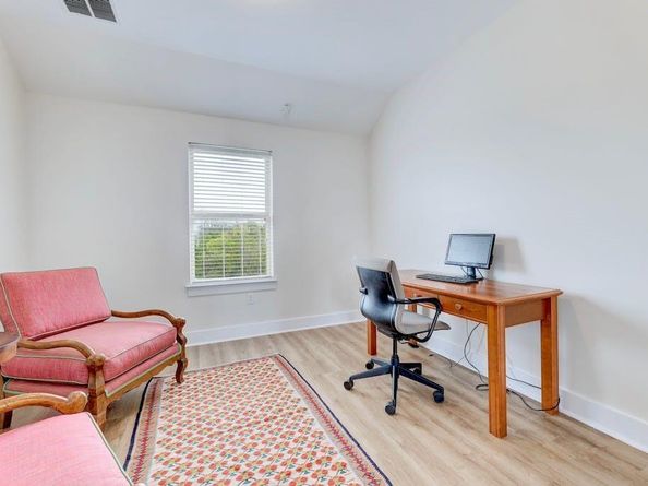 13501 Metric BLVD 3, Austin TX 78727