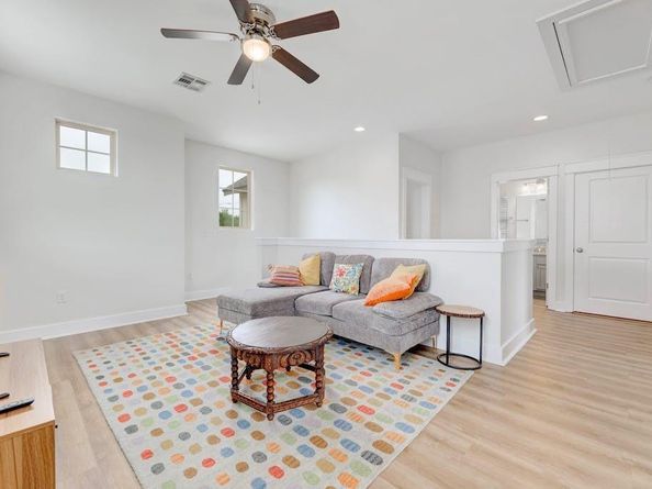 13501 Metric BLVD 3, Austin TX 78727