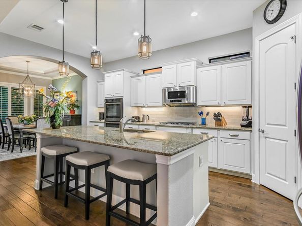 418 Indianwood DR, Austin TX 78738