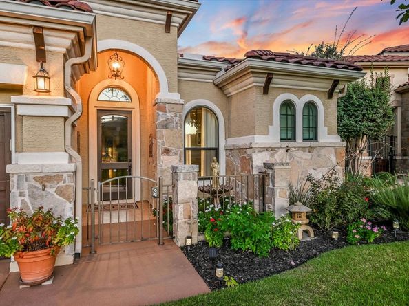 418 Indianwood DR, Austin TX 78738