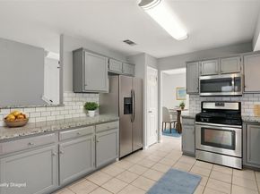 902 Valley Glen CV, Pflugerville TX 78660