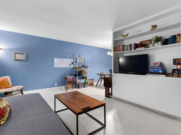 7001 Cooper LN, Austin TX 78745