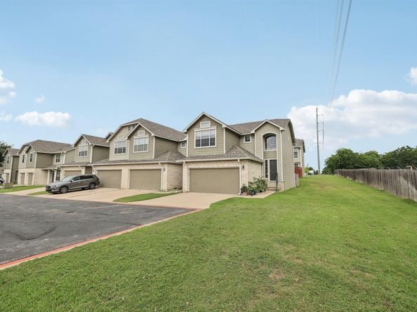 2632 Century Park BLVD 38, Austin TX 78727