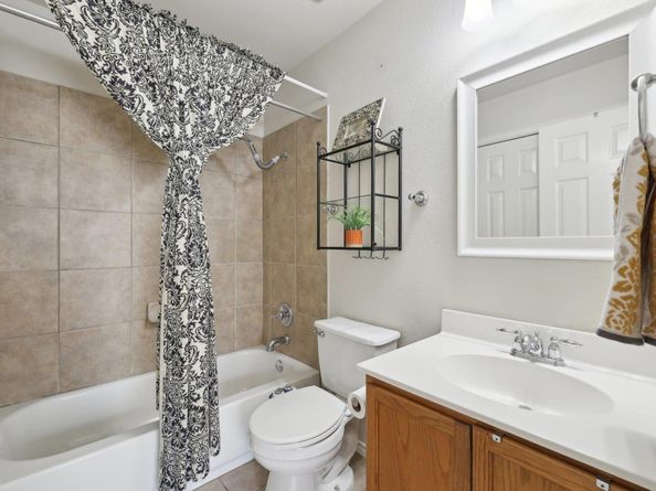 2632 Century Park BLVD 38, Austin TX 78727