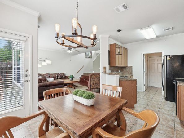 2632 Century Park BLVD 38, Austin TX 78727