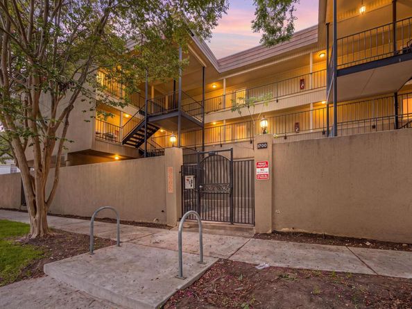 1700 Nueces ST 203, Austin TX 78701