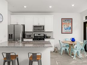 6409 Berkman DR 9, Austin TX 78723