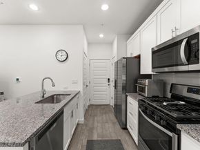 6409 Berkman DR 9, Austin TX 78723