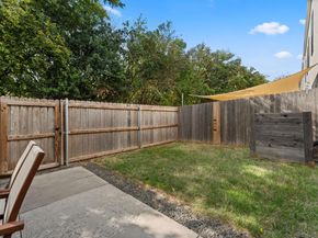 6409 Berkman DR 9, Austin TX 78723