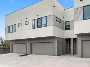 6409 Berkman DR 9, Austin TX 78723