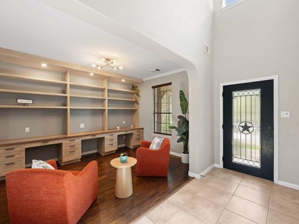 7716 Journeyville DR, Austin TX 78735