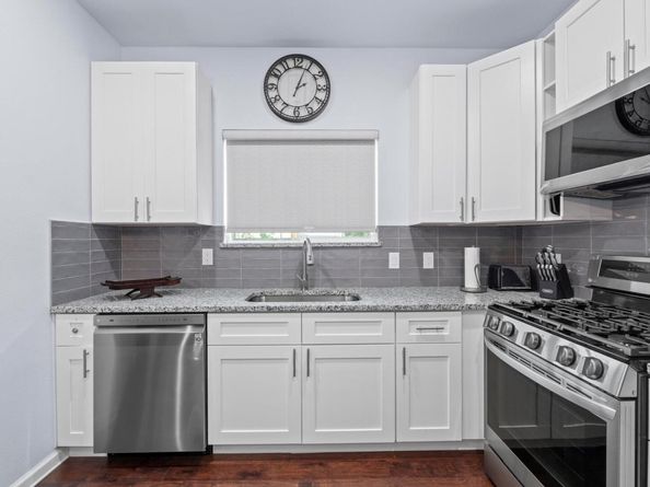 602 Delmar Ave B, Austin TX 78752