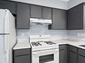 302 Hedgewood DR, Georgetown TX 78628