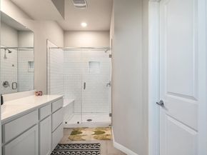 5400 Baythorne DR A, Austin TX 78747