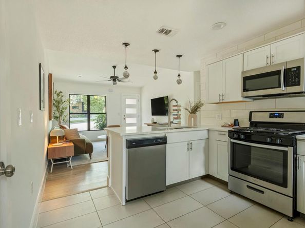 2800 South 4th ST 1, Austin TX 78704