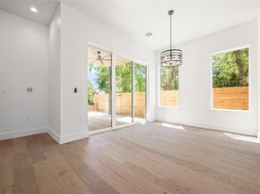 1305 Walnut Ave, Austin TX 78702