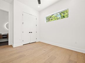 1305 Walnut Ave, Austin TX 78702