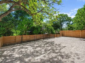 1305 Walnut Ave, Austin TX 78702