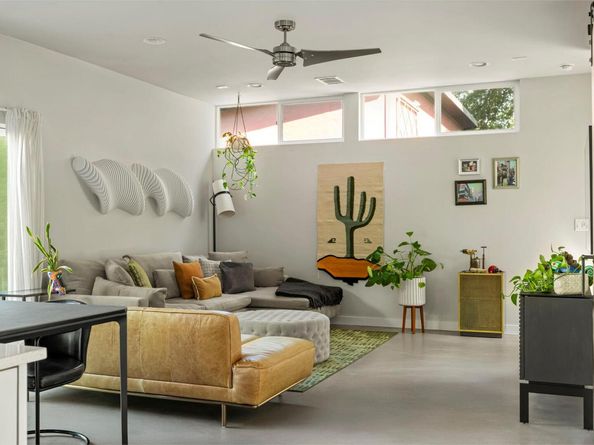 2705 Lyons RD, Austin TX 78702