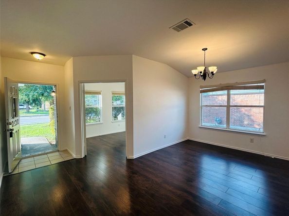 600 McCarthur DR, Leander TX 78641