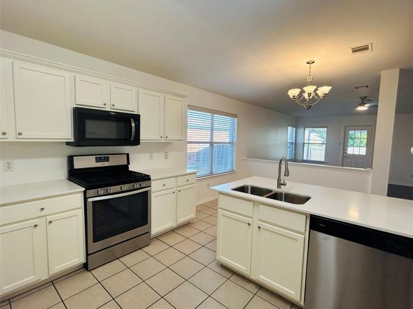 600 McCarthur DR, Leander TX 78641