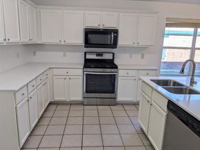 600 McCarthur DR, Leander TX 78641