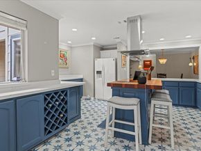 10920 Crown Colony DR C, Austin TX 78747