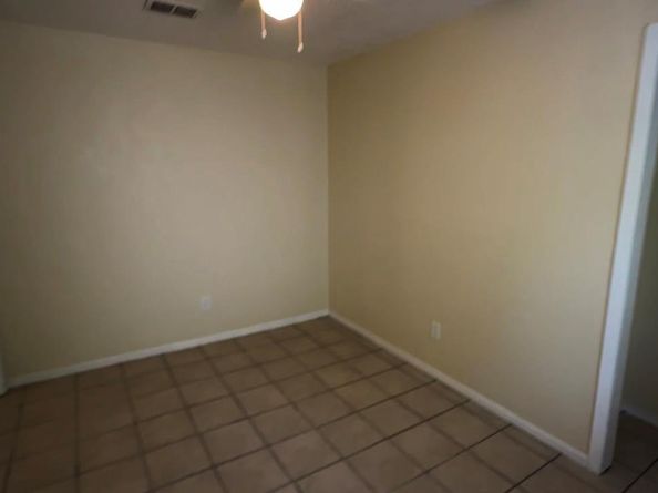 4801 Bergfield DR, Austin TX 78744