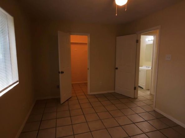 4801 Bergfield DR, Austin TX 78744