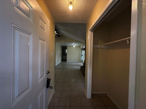 4801 Bergfield DR, Austin TX 78744