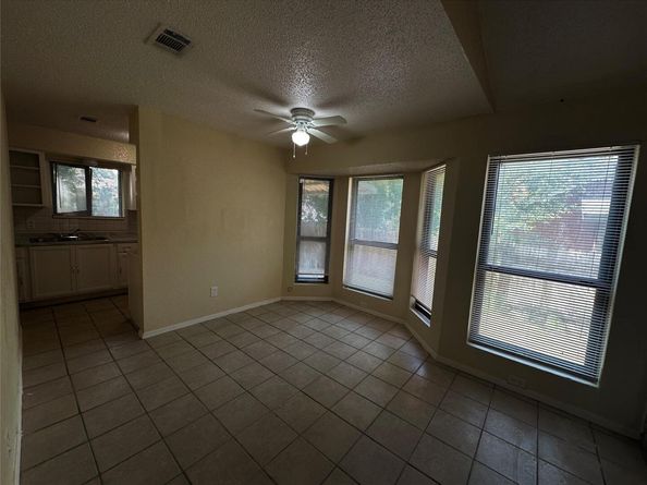 4801 Bergfield DR, Austin TX 78744