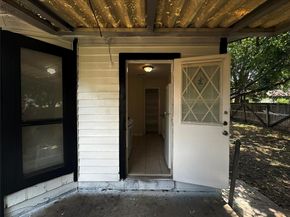 4801 Bergfield DR, Austin TX 78744