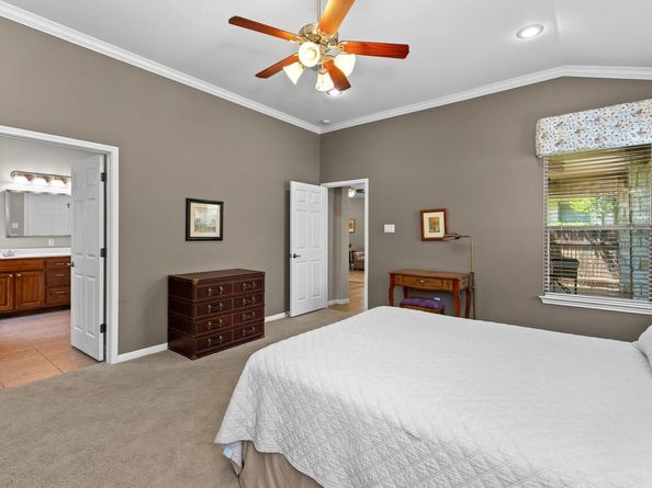 2504 Moray LN, Cedar Park TX 78613
