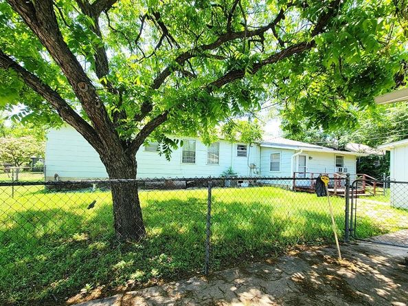 1028 Ellingson LN, Austin TX 78751