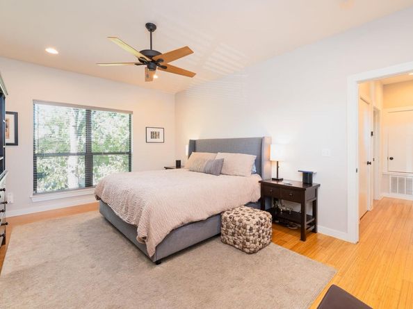 5606 Clay Ave B2, Austin TX 78756