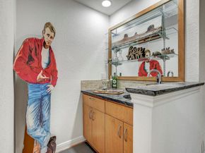 11007 Grapevine LN, Austin TX 78759