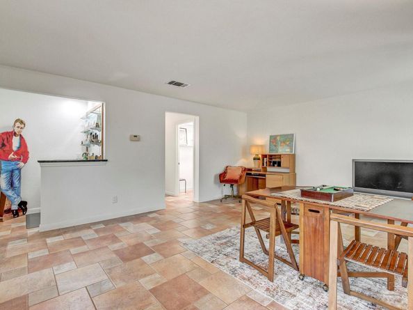 11007 Grapevine LN, Austin TX 78759