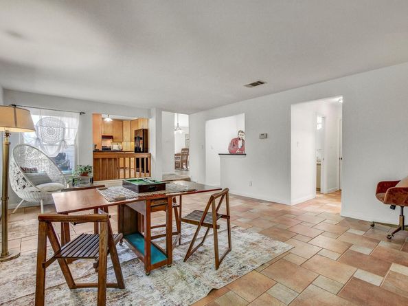 11007 Grapevine LN, Austin TX 78759