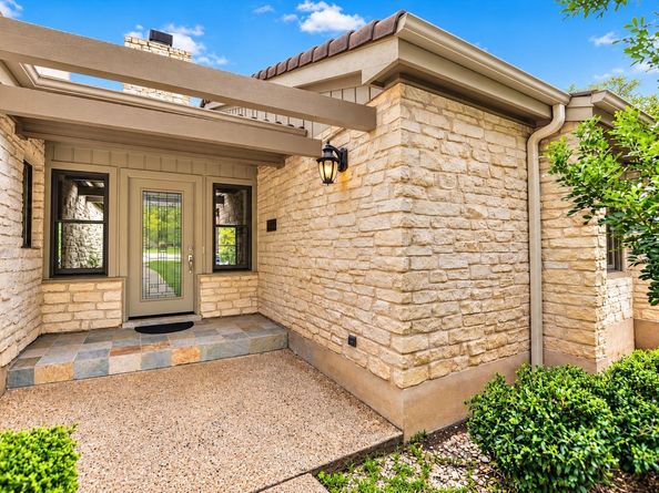 104 Indian Bend DR, Lakeway TX 78734