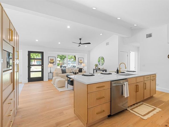 8308 Reeda LN, Austin TX 78757