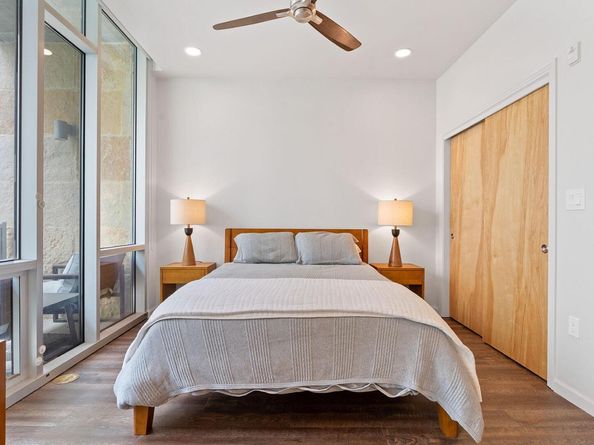 1600 Barton Springs RD 2102, Austin TX 78704