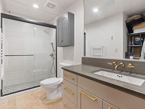 1600 Barton Springs RD 2102, Austin TX 78704