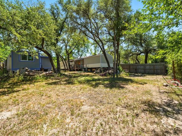 7802 Wynne LN B, Austin TX 78745