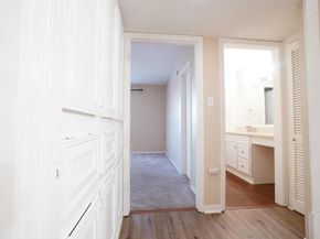 1240 Barton Hills Dr 111, Austin TX 78704